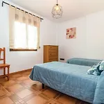 5 Bedroom In *